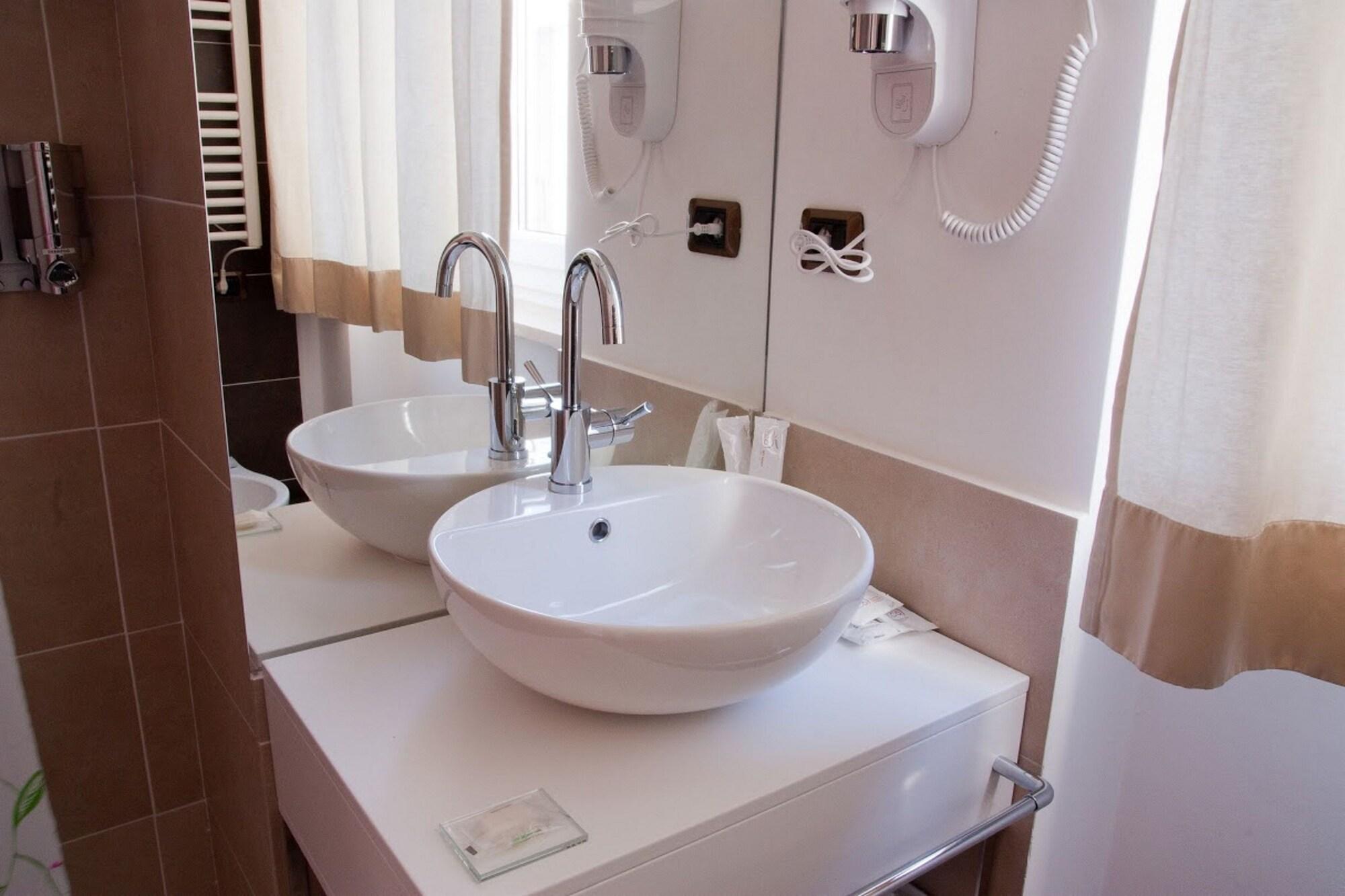 Roma Resort Trevi Exterior photo