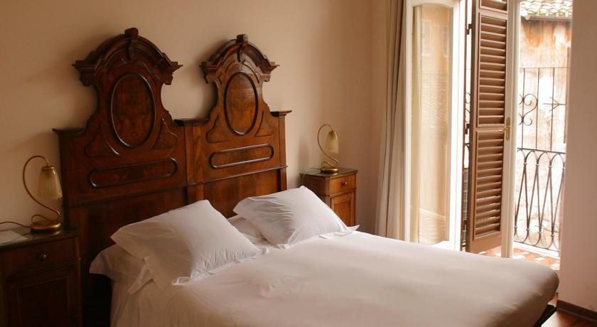 Roma Resort Trevi Exterior photo